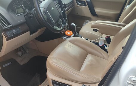 Land Rover Freelander II рестайлинг 2, 2012 год, 1 700 000 рублей, 13 фотография