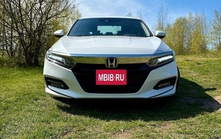 Honda Accord IX рестайлинг, 2019 год, 2 600 000 рублей, 3 фотография