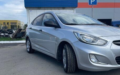 Hyundai Solaris II рестайлинг, 2012 год, 890 000 рублей, 7 фотография