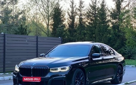 BMW 7 серия, 2020 год, 6 350 000 рублей, 3 фотография