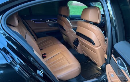 BMW 7 серия, 2020 год, 6 350 000 рублей, 28 фотография