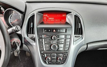 Opel Astra J, 2011 год, 749 000 рублей, 18 фотография
