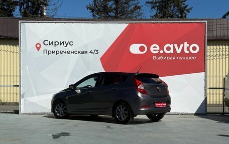 Hyundai Solaris II рестайлинг, 2014 год, 1 070 000 рублей, 4 фотография