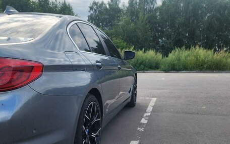 BMW 5 серия, 2019 год, 3 600 000 рублей, 10 фотография
