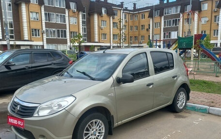 Renault Sandero I, 2014 год, 550 000 рублей, 1 фотография
