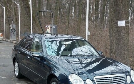 Mercedes-Benz E-Класс, 2003 год, 1 000 000 рублей, 1 фотография