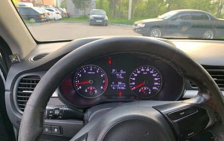 KIA Rio IV, 2018 год, 1 000 000 рублей, 8 фотография