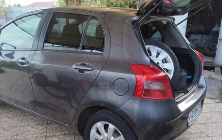 Toyota Yaris III рестайлинг, 2007 год, 515 000 рублей, 4 фотография