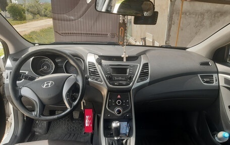 Hyundai Elantra V, 2015 год, 1 285 000 рублей, 5 фотография