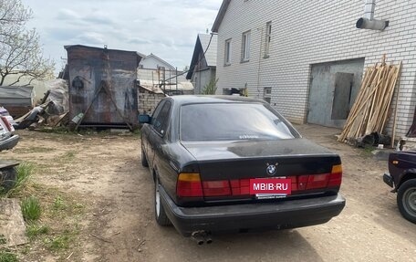 BMW 5 серия, 1990 год, 300 000 рублей, 3 фотография