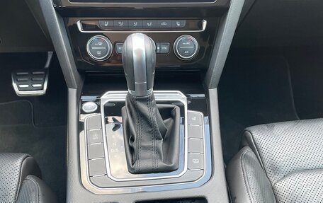 Volkswagen Passat B8 рестайлинг, 2019 год, 2 930 000 рублей, 8 фотография