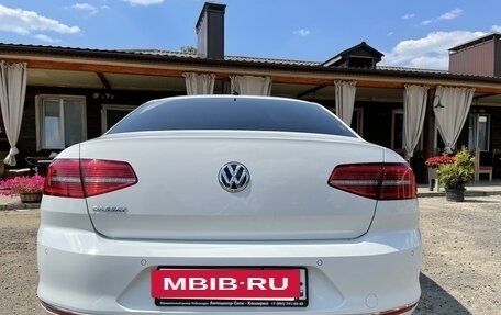 Volkswagen Passat B8 рестайлинг, 2019 год, 2 930 000 рублей, 4 фотография