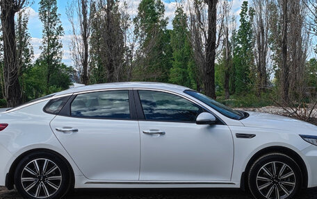 KIA Optima IV, 2018 год, 2 200 000 рублей, 3 фотография