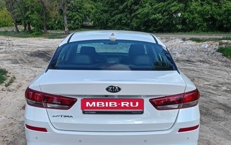 KIA Optima IV, 2018 год, 2 200 000 рублей, 6 фотография