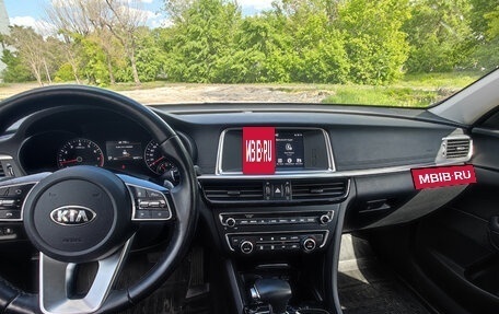 KIA Optima IV, 2018 год, 2 200 000 рублей, 10 фотография