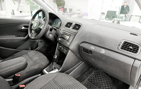 Volkswagen Polo VI (EU Market), 2011 год, 540 000 рублей, 15 фотография