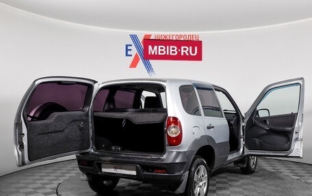 Chevrolet Niva I рестайлинг, 2018 год, 522 000 рублей, 8 фотография