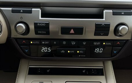 Lexus ES VII, 2017 год, 2 750 000 рублей, 9 фотография