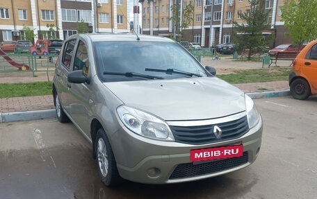 Renault Sandero I, 2014 год, 550 000 рублей, 3 фотография