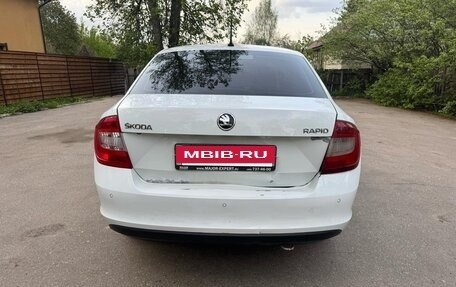 Skoda Rapid I, 2015 год, 600 000 рублей, 3 фотография