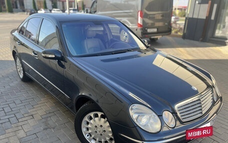 Mercedes-Benz E-Класс, 2003 год, 1 000 000 рублей, 8 фотография
