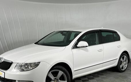 Skoda Superb III рестайлинг, 2011 год, 845 000 рублей, 1 фотография
