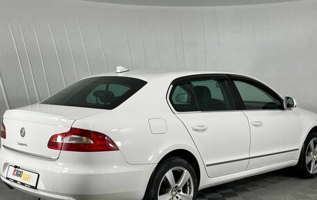 Skoda Superb III рестайлинг, 2011 год, 845 000 рублей, 5 фотография