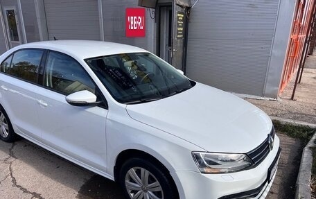 Volkswagen Jetta VI, 2016 год, 1 109 000 рублей, 2 фотография