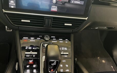 Porsche Cayenne III, 2020 год, 10 700 000 рублей, 14 фотография