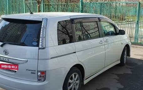 Toyota ISis I, 2012 год, 910 000 рублей, 5 фотография
