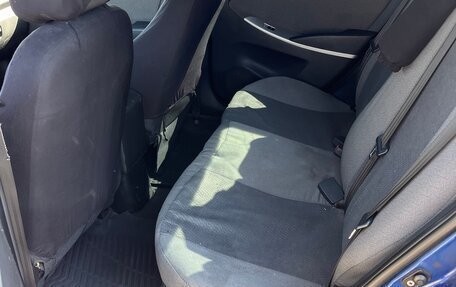 Hyundai Solaris II рестайлинг, 2013 год, 950 000 рублей, 14 фотография