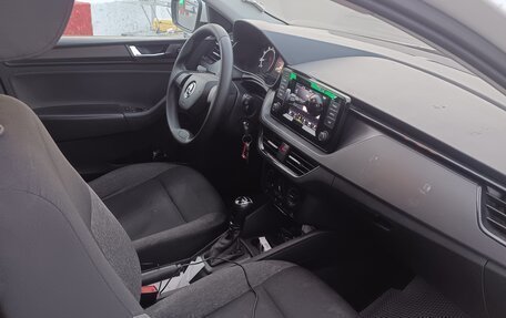 Skoda Rapid II, 2021 год, 890 000 рублей, 10 фотография