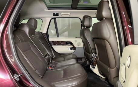Land Rover Range Rover IV рестайлинг, 2018 год, 6 252 000 рублей, 8 фотография
