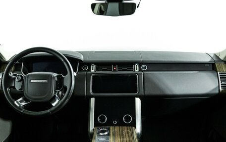 Land Rover Range Rover IV рестайлинг, 2018 год, 5 989 898 рублей, 13 фотография