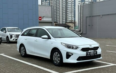 KIA cee'd III, 2019 год, 1 140 000 рублей, 2 фотография