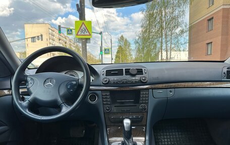 Mercedes-Benz E-Класс, 2005 год, 570 000 рублей, 23 фотография