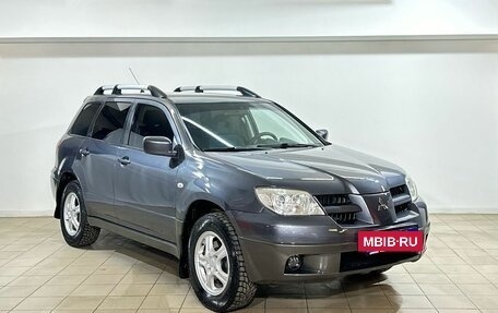 Mitsubishi Outlander III рестайлинг 3, 2007 год, 529 000 рублей, 3 фотография