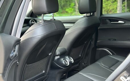 Alfa Romeo Stelvio, 2019 год, 3 300 000 рублей, 13 фотография
