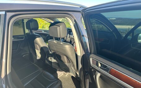 Volkswagen Touareg III, 2010 год, 2 050 000 рублей, 8 фотография