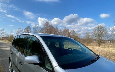 Volkswagen Touran III, 2003 год, 550 000 рублей, 12 фотография