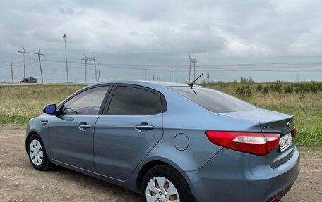 KIA Rio III рестайлинг, 2013 год, 900 000 рублей, 6 фотография