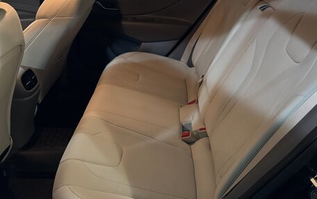 Hyundai Elantra, 2022 год, 2 300 000 рублей, 7 фотография