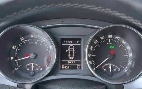 Skoda Superb III рестайлинг, 2014 год, 1 150 000 рублей, 12 фотография
