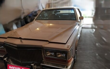 Cadillac DeVille VI, 1981 год, 9 000 000 рублей, 1 фотография