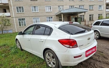 Chevrolet Cruze II, 2014 год, 910 000 рублей, 4 фотография