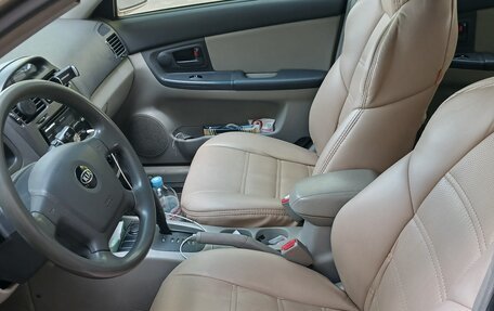 KIA Cerato I, 2004 год, 380 000 рублей, 4 фотография