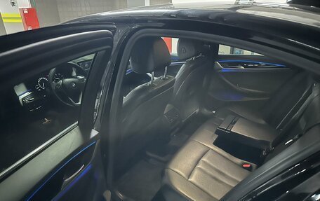 BMW 5 серия, 2019 год, 2 380 000 рублей, 9 фотография