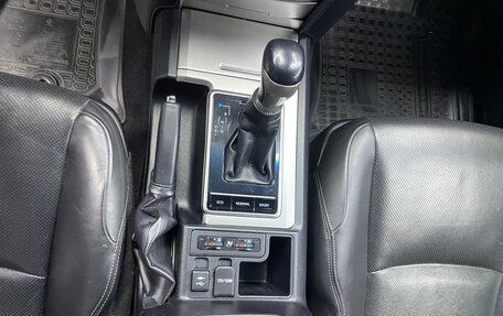 Toyota Land Cruiser Prado 150 рестайлинг 2, 2018 год, 5 200 000 рублей, 10 фотография