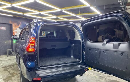 Toyota Land Cruiser Prado 150 рестайлинг 2, 2018 год, 5 200 000 рублей, 14 фотография