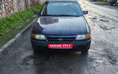 Opel Astra F, 1994 год, 120 000 рублей, 3 фотография